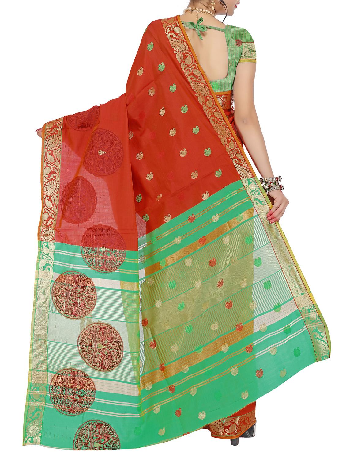 red silk blend woven saree with blouse - 15086248 - Zoom Image - 2