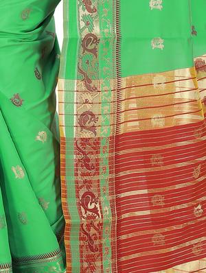 green silk blend woven saree with blouse - 15086252 - Standard Image - 3