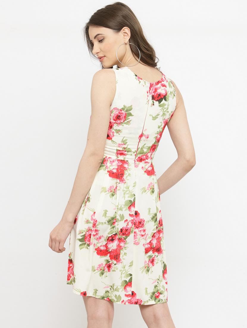 round neck floral flared dress - 15093422 - Zoom Image - 3