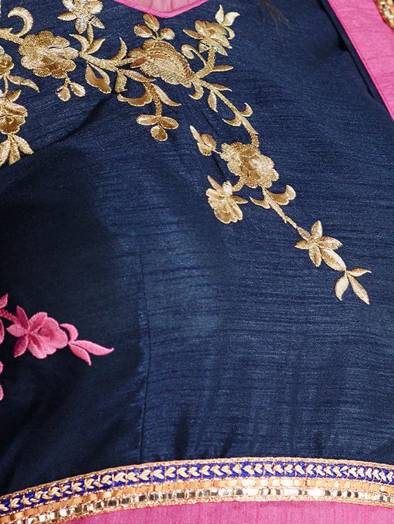 beige georgette tie & dye saree with blouse - 15102686 - Zoom Image - 2