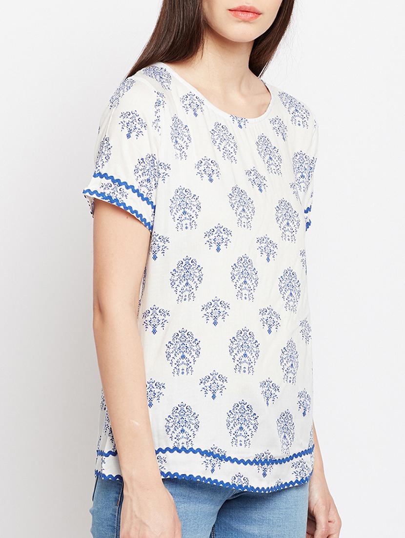 lace detail block print top - 15104178 - Zoom Image - 2