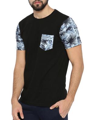 black tropical print pocket t-shirt - 15106497 - Standard Image - 2