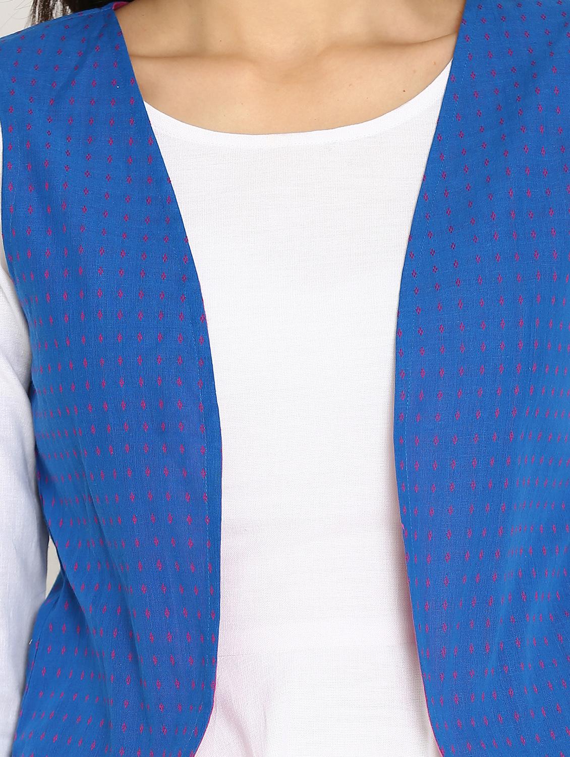 solid flared kurta with jacket - 15106801 - Zoom Image - 4