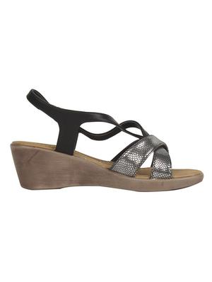 black back strap wedge - 15108225 - Standard Image - 2