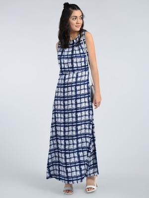 key hole back checkered maxi dress - 15121387 - Standard Image - 4