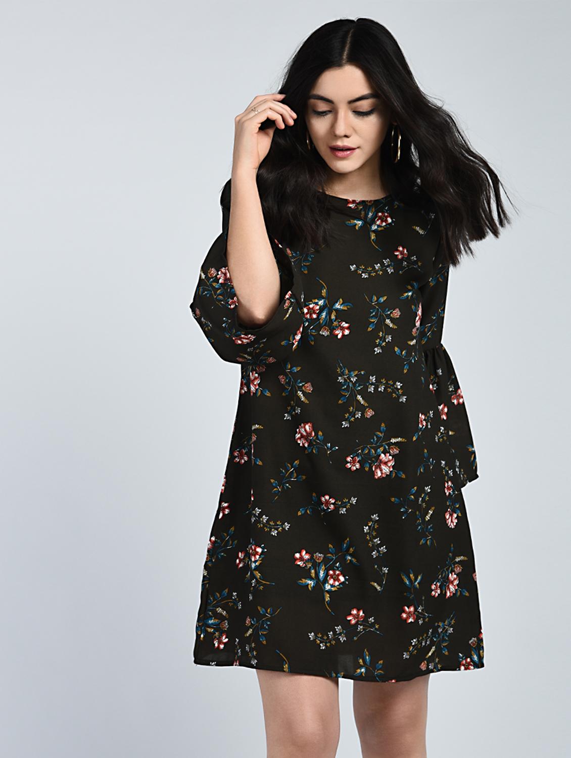 bell sleeved floral shift dress - 15121413 - Zoom Image - 1
