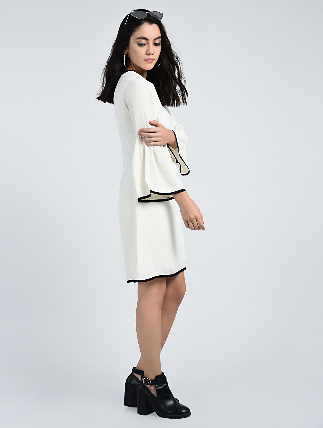 contrast piping bell sleeved dress - 15121414 - Zoom Image - 2