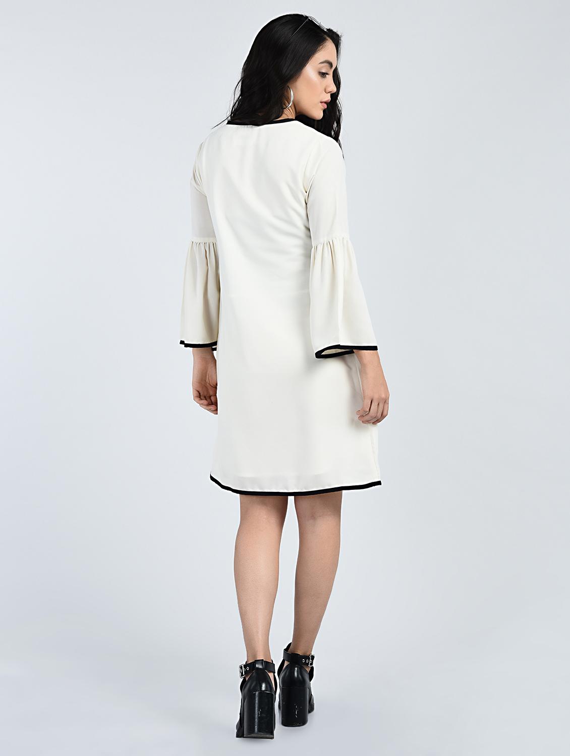 contrast piping bell sleeved dress - 15121414 - Zoom Image - 3