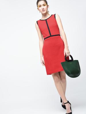 red solid sheath dress - 15136249 - Standard Image - 4