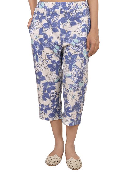 pocket detail floral capri - 15144900 - Standard Image - 1