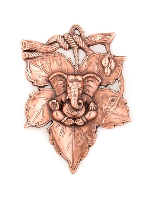 metal wall hanging of lord ganesha on creative leaf - 15149618 - Standard Image - 1