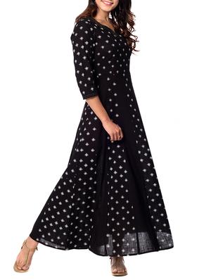 black cotton anarkali kurta - 15159486 - Standard Image - 2