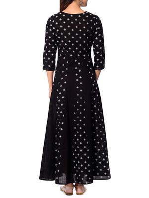 black cotton anarkali kurta - 15159486 - Standard Image - 3