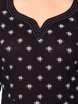 black cotton anarkali kurta - 15159486 - Standard Image - 4