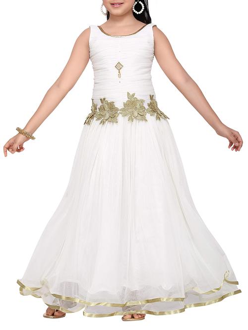 white net gown - 15159516 - Standard Image - 1