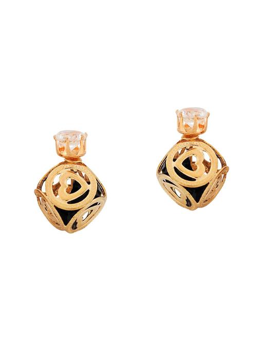 Studs - 15167455 - Standard Image - 1