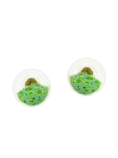 Studs - 15167473 - Standard Image - 1