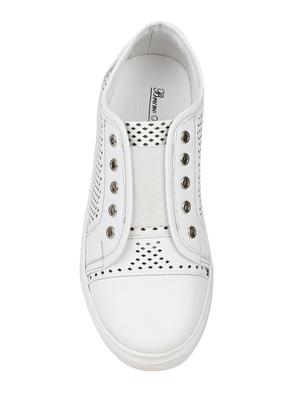 white leatherette sneaker - 15168458 - Standard Image - 4