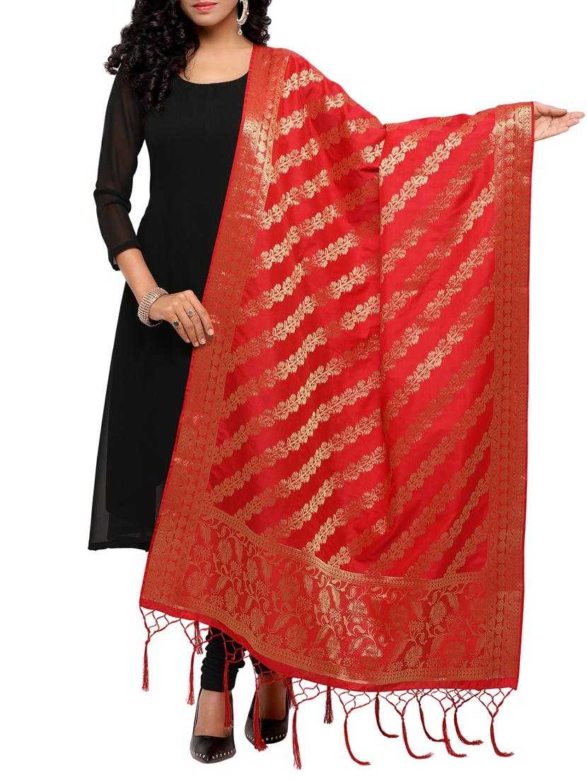 red poly silk banarasi dupatta - 15168868 - Zoom Image - 1