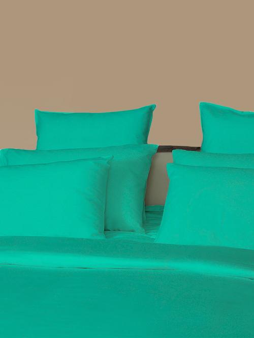 200 TC 100% Cotton Percale Solid, Medium Aquamarine Color, Pair of Regular Size Pillow Covers - 15170200 - Standard Image - 1