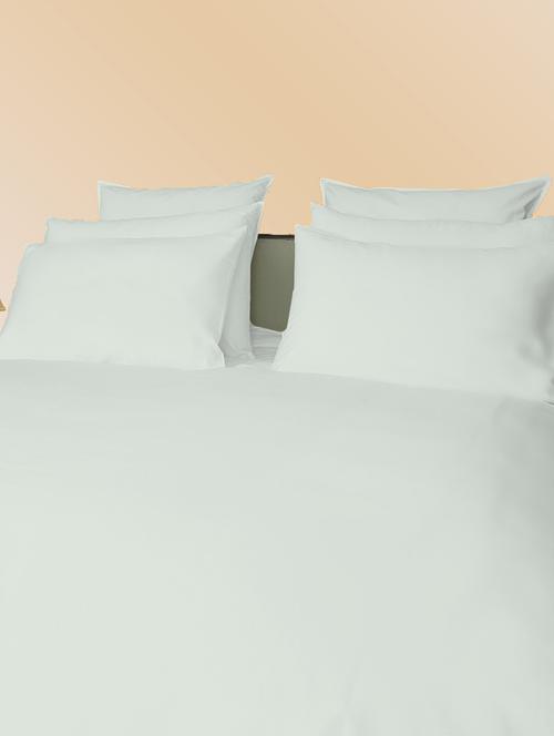 300 TC 100% Cotton Sateen Solid, Light Cyan Color, Pair Of Regular Size Pillow Covers - 15170241 - Standard Image - 1