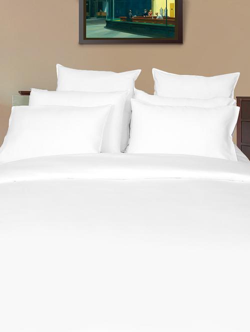 400 TC 100% Cotton Sateen Solid, Milky White Color, Pair Of Regular Size Pillow Covers - 15170296 - Standard Image - 1