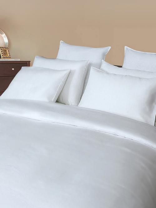 500 TC 100% Cotton Sateen Self Striped, Milky White Color, Pair Of Regular Size Pillow Covers - 15170360 - Standard Image - 1