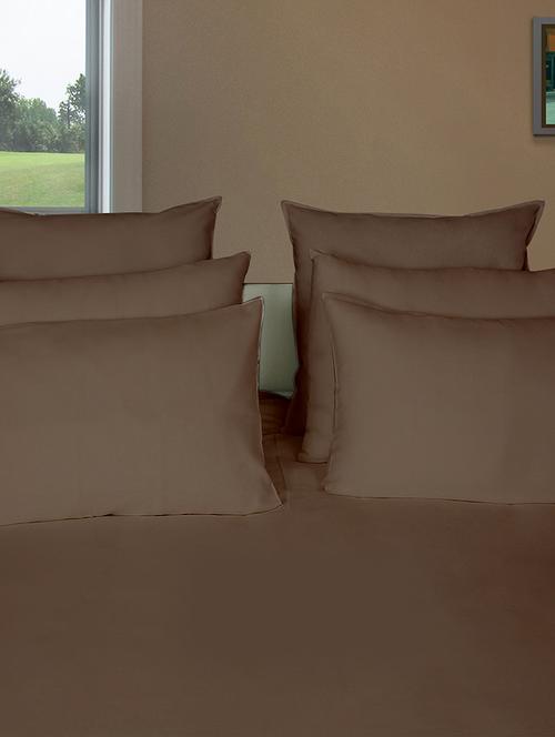 600 TC 100% Cotton Sateen Solid, Dark Chocolate Color, Pair Of Regular Size Pillow Covers - 15170458 - Standard Image - 1