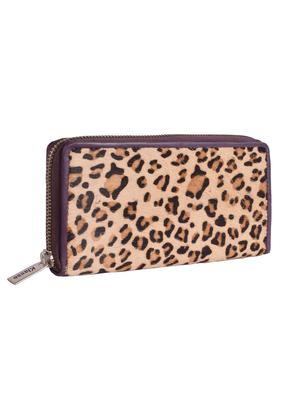 beige leather wallet - 15173777 - Standard Image - 4