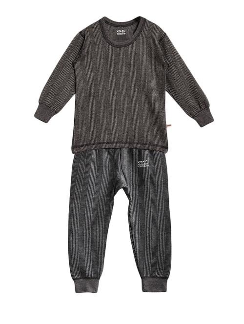 grey cotton blend thermal set - 15176742 - Standard Image - 1