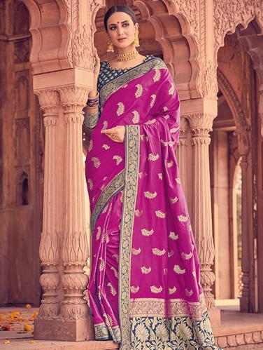 Delicate golden zari woven saree with blouse - 15176758 - Very Small Image - 1