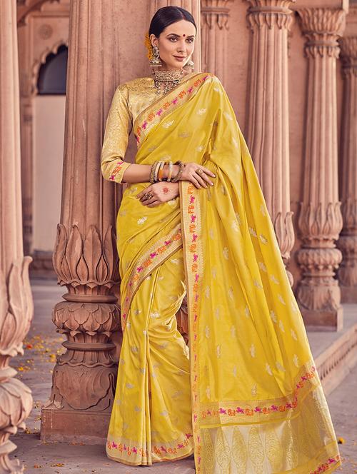 Delicate golden zari woven saree with blouse - 15176760 - Standard Image - 1