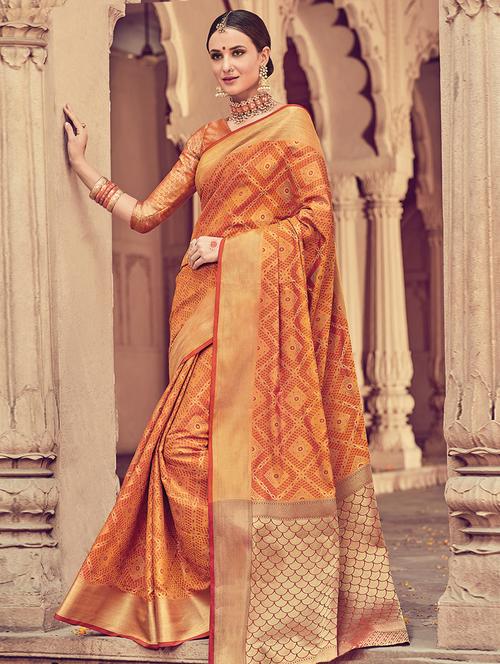 Geometrical zari woven saree with blouse - 15176768 - Standard Image - 1