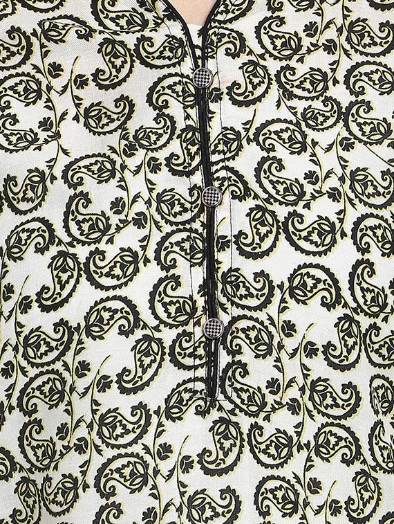 white cotton straight kurti - 15178949 - Zoom Image - 5