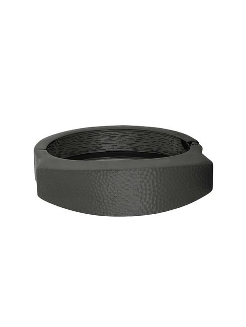 Cuff bracelet - 15186275 - Standard Image - 1