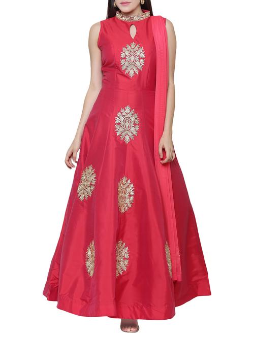 Red embroidered silk flared gown - 15195495 - Standard Image - 1