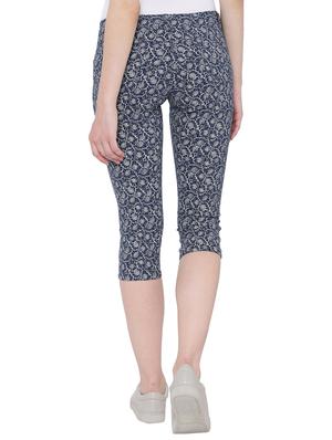 navy blue printed cotton capri - 15220969 - Standard Image - 3