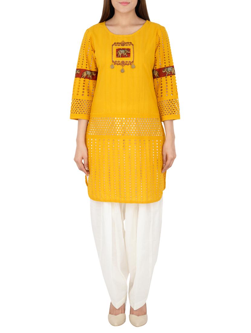 mustard cotton straight kurta - 15221184 - Zoom Image - 1