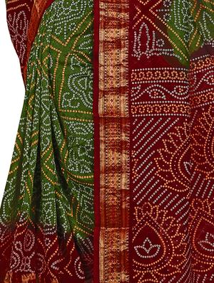 green bandhani saree with blouse - 15226763 - Standard Image - 3