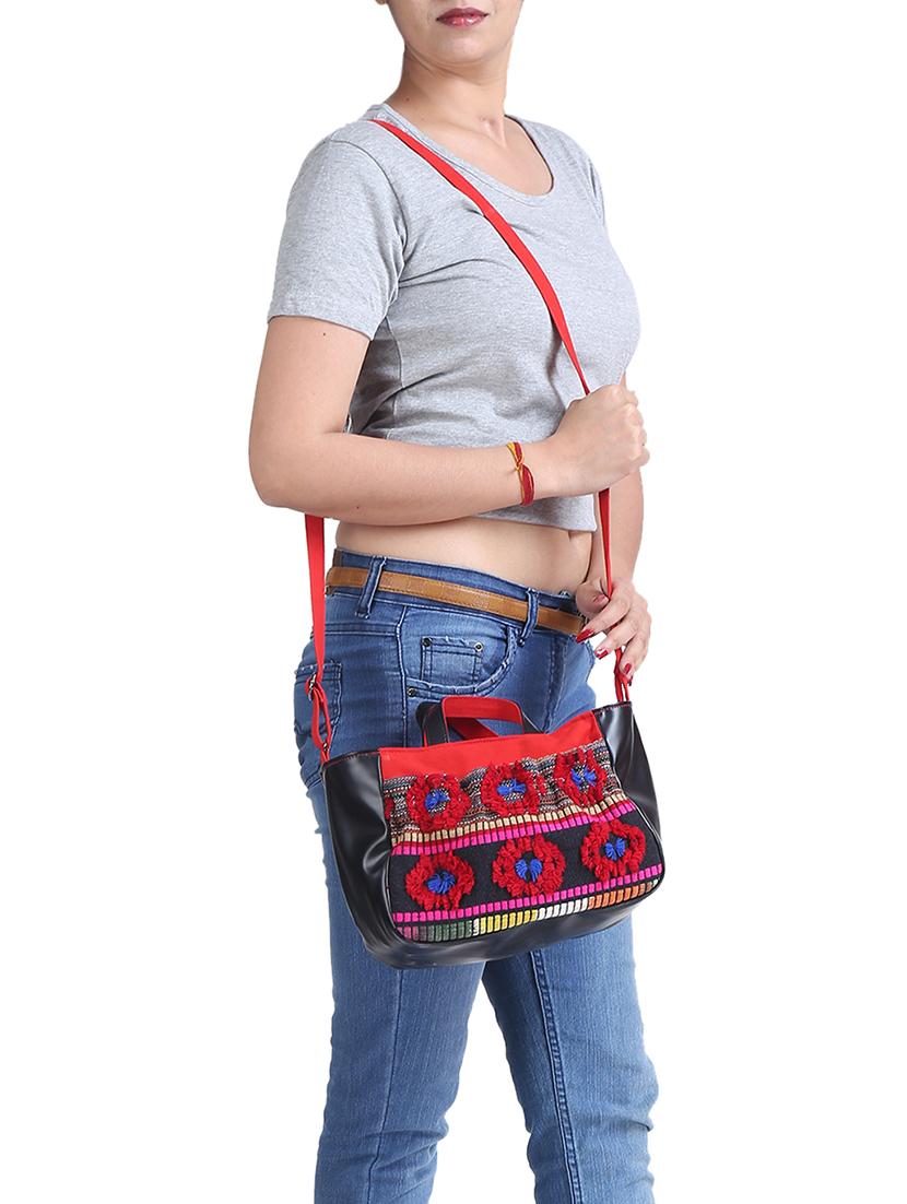 red canvas regular handbag - 15226855 - Zoom Image - 5