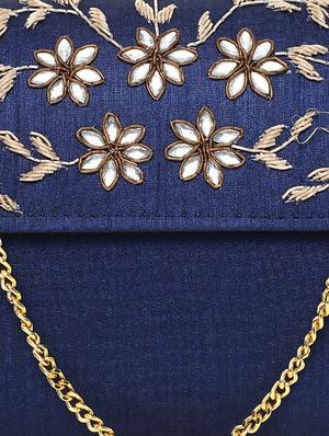 blue suede regular clutch - 15227366 - Standard Image - 4