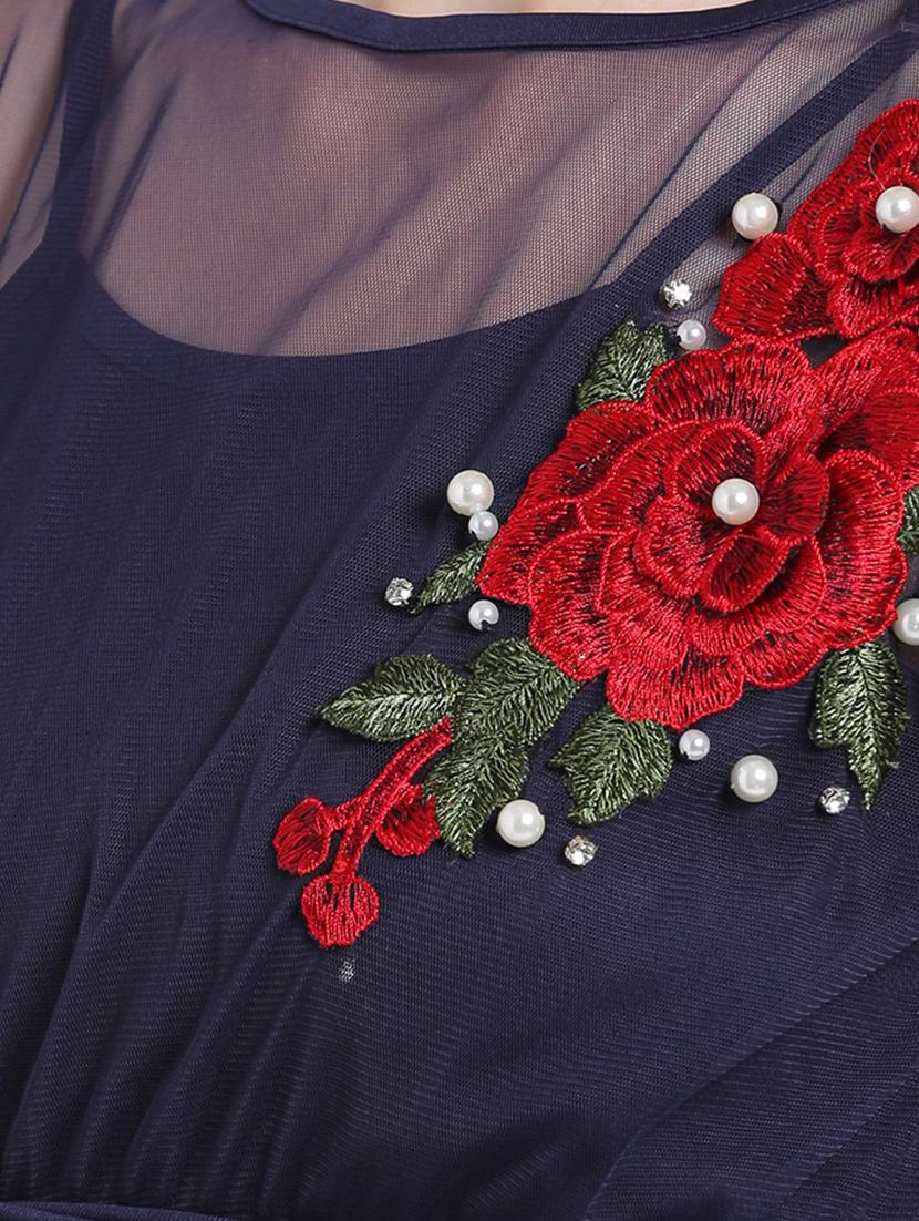 tie knot back floral embroidered maxi dress - 15228181 - Zoom Image - 4