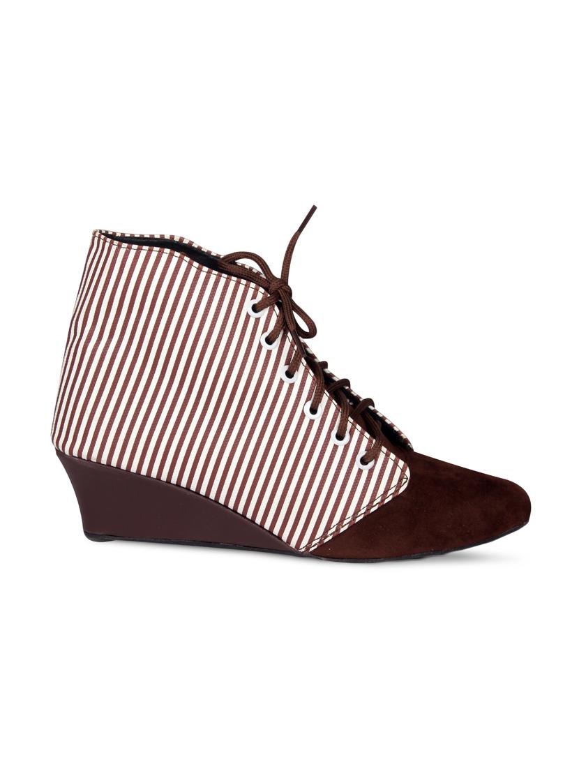 brown faux leather ankle boot - 15249580 - Zoom Image - 2