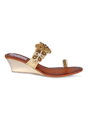 gold one toe wedge - 15249595 - Standard Image - 2