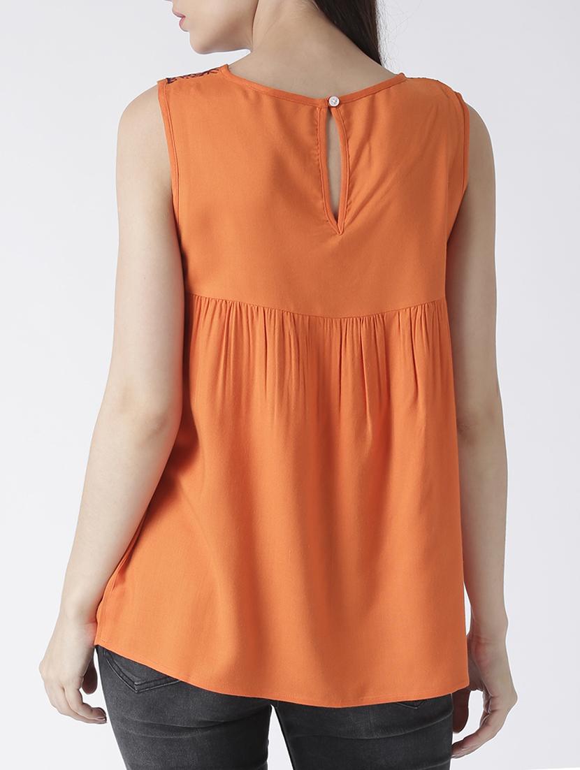 gather detail embroidered top - 15260024 - Zoom Image - 3