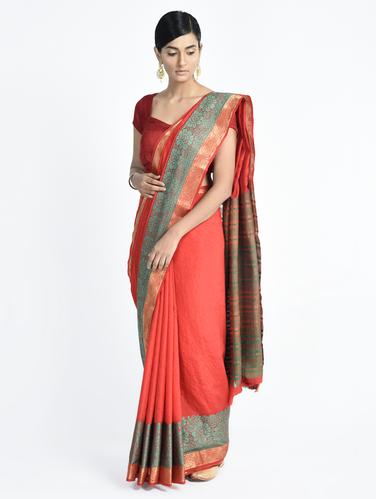 Contrast bordered tussar silk saree with blouse - 15261930 - Very Small Image - 1