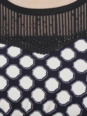 mesh embellished yoke printed top - 15263452 - Standard Image - 4