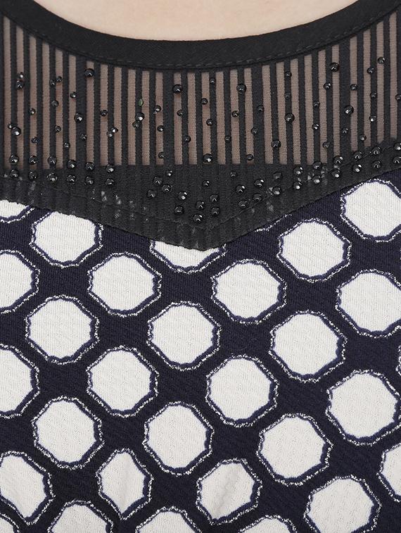 mesh embellished yoke printed top - 15263452 - Zoom Image - 4