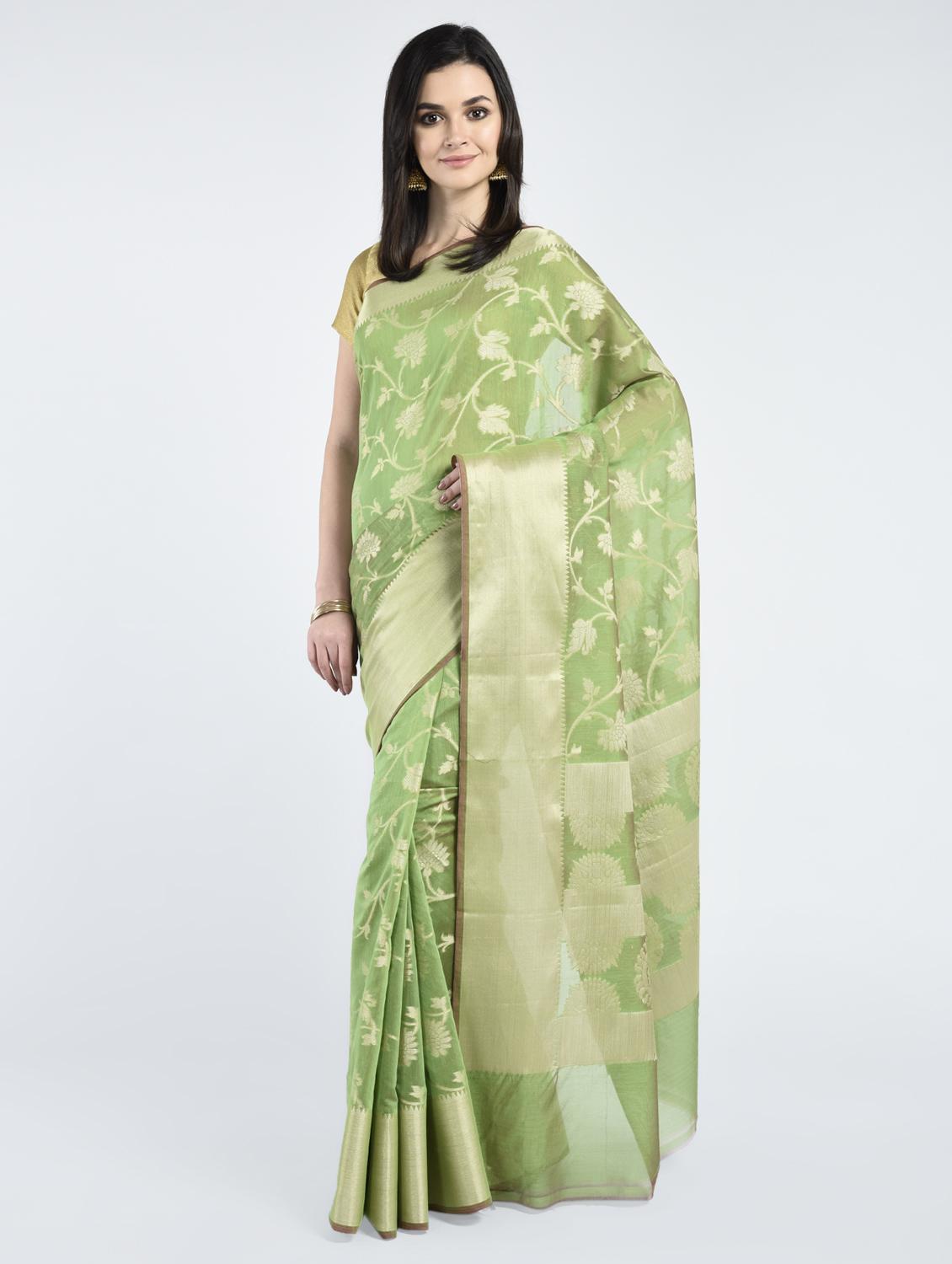 Floral Motif Banarasi Saree - 15268423 - Zoom Image - 1