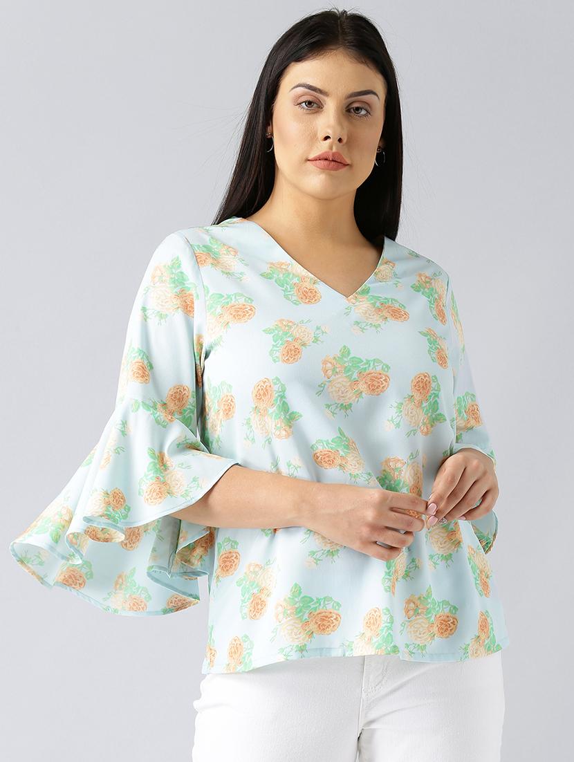 floral bell sleeved plus top - 15270186 - Zoom Image - 1